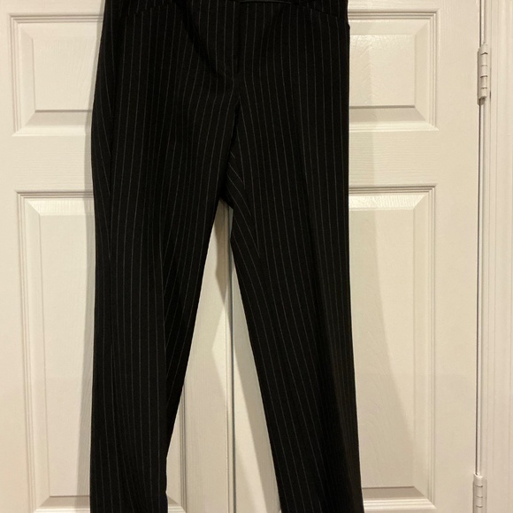 Liz Claiborne Black Pants with White Pinstripes Size 10 - Picture 2 of 5